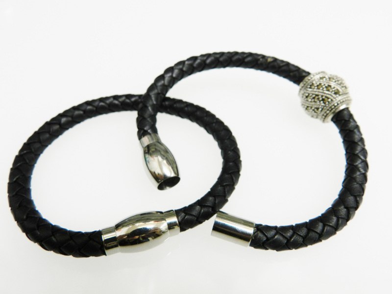 Leather Bracelet with Stainless Steel Magnetic Clasp - Click Image to Close